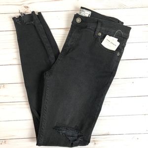 Free People Shark Bite Skinny Black Jeans NWT